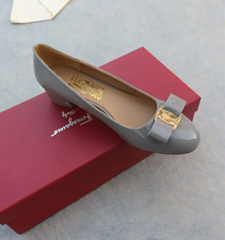 salvatore ferragamo flat chaussures pour femme s_10aa0644